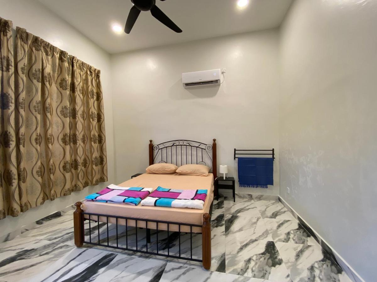 Bangi Utara Villa Kajang Buitenkant foto