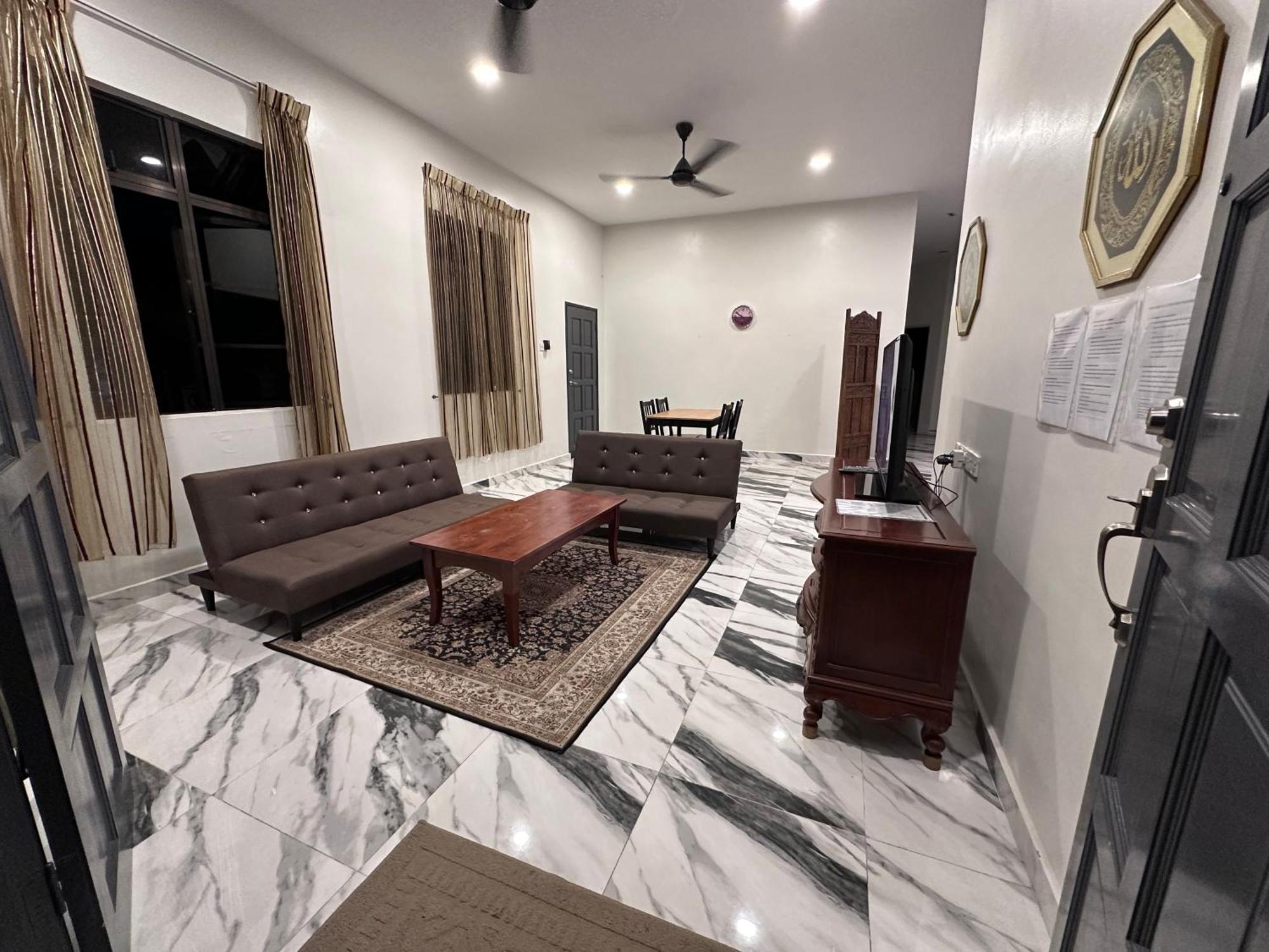 Bangi Utara Villa Kajang Buitenkant foto